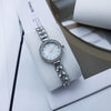 Women's Alloy Round Casual Quartz Bracelet Watch With Diamondencrusted And Spiral Crown