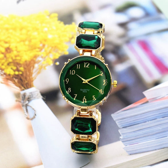Women's Alloy Round Leisure Light Luxury Watch