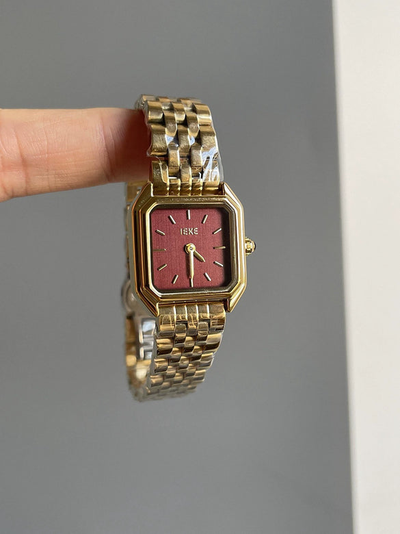 Women's Alloy Small Gold Medieval Style Watch