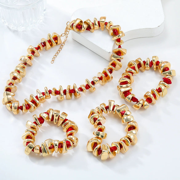 Women's Alloy Snake Bone Chain Jewelry Set With Geometric Design And Diamond Treatment