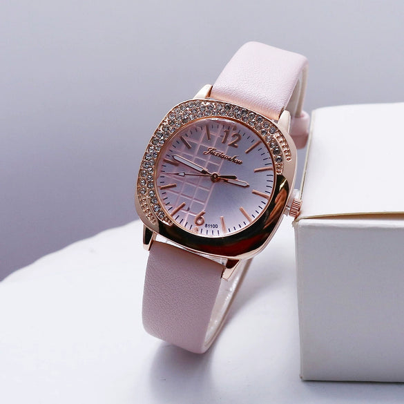 Women's Alloy Square Fashion Quartz Watch With Pu Strap And Diamondencrusted Design