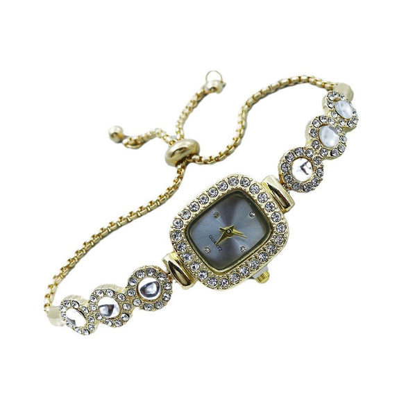 Women's Alloy Square Quartz Bracelet Watch Fashion Diamondencrusted