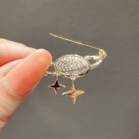 Women's Alloy Star Tassel Brooch With Electroplating Treatment