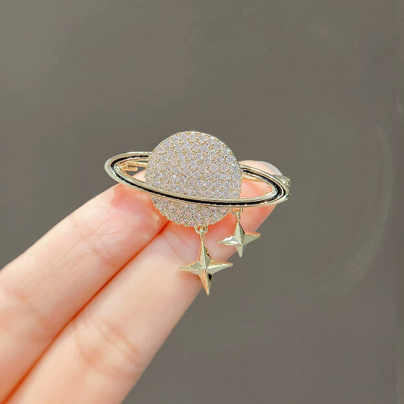 Women's Alloy Star Tassel Brooch With Electroplating Treatment