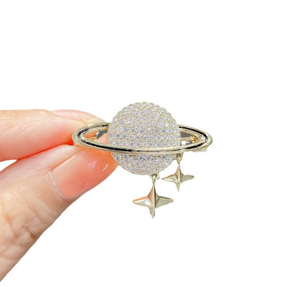 Women's Alloy Star Tassel Brooch With Electroplating Treatment