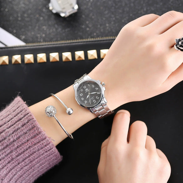 Women's Alloy Strap Casual Round Dial Quartz Watch