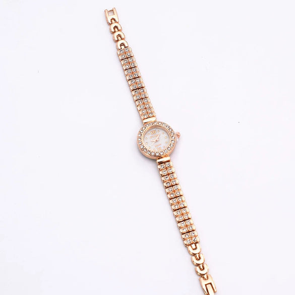 Women's Alloy Strap Round Dial Diamondencrusted Luxury Leisure Watch