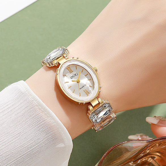 Women's Alloy Watch Oval Shape Fashion Style