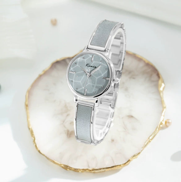 Women's Alloy Watch Round Dial Fashion Trendy Waterproof