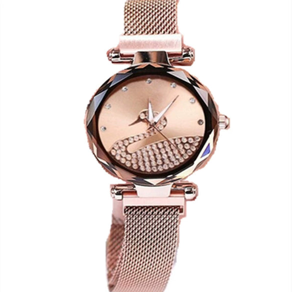 Women's Alloy Watch Set With Magnet Buckle And Round Dial Leisure Style