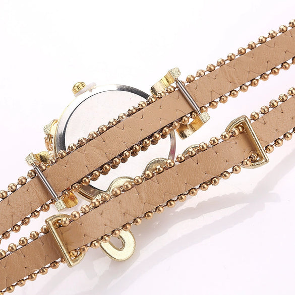 Women's Alloy Watch With Round Dial And Letter Pendant Leisure Style