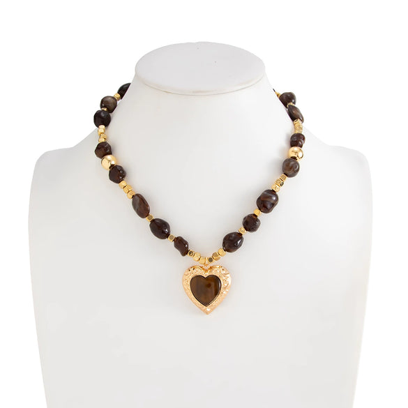 Women's Ambertoned Resin Beaded Necklace With Geometric Heart Pendant Handmade Retro Statement Jewelry With Lobster Clasp