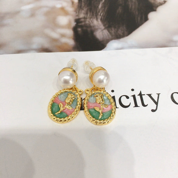 Women's Antique Style Retro Natural Freshwater Pearl Earrings With 18K Goldfilled Silver Needle