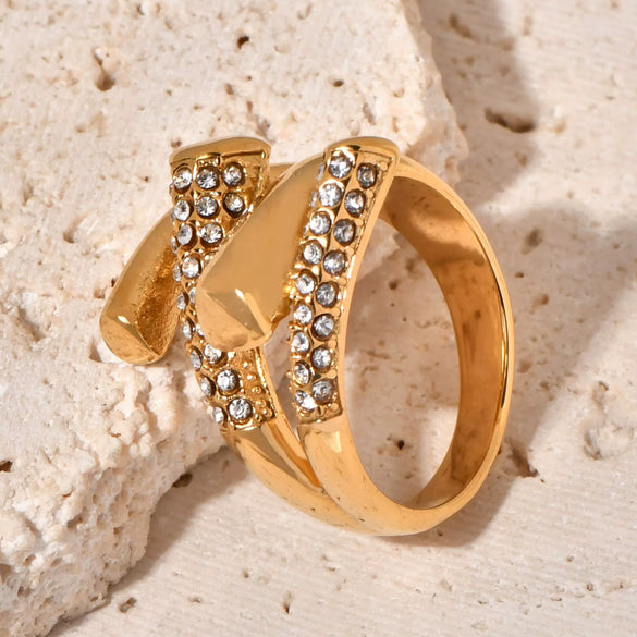 Women's Asymmetrical Geometric Staggered Diamond Stainless Steel Ring With Electroplating