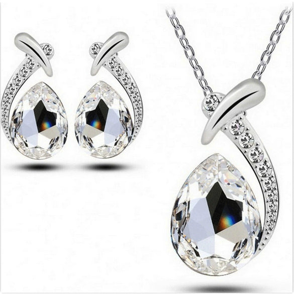 Women's Austrian Crystal Necklace And Earrings Set With Geometric Pattern Alloy Material Cross Chain Mixed Gem Inlay And Electroplating Treatment