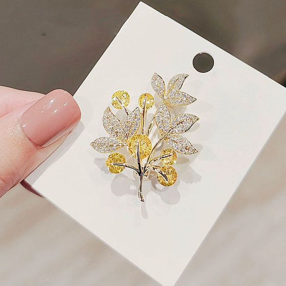 Women's Autumn And Winter Coat Brooch Alloy Retro Plant Flowers Leaves Pin With Electroplating