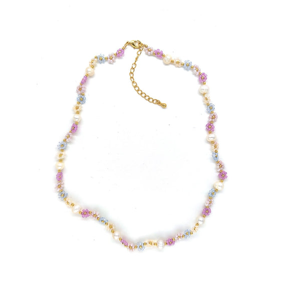Women's Baroque Natural Pearl And Organic Glass Daisy Flower Handwoven Clavicle Chain With Geometric Styling