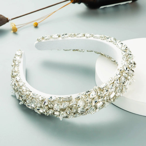 Women's Baroque Style Cloth Headband With Diamond Embellishment Hand Stitched Retro Light Luxury Hair Accessory