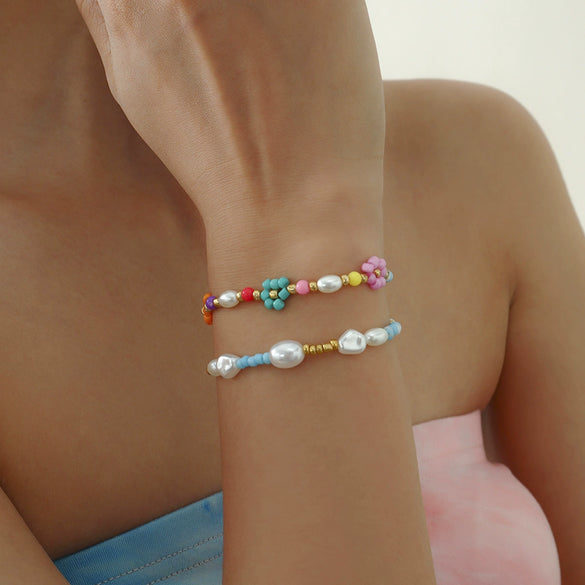 Women's Baroque Style Handknitted Bracelet With Rice Beads And Imitation Pearls And Flower Pattern