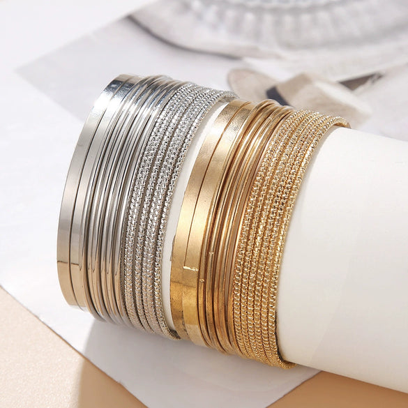 Women's Bohemian Style Exaggerated Wide Face Iron Metal Bracelet Set With Geometric Design And Electroplating