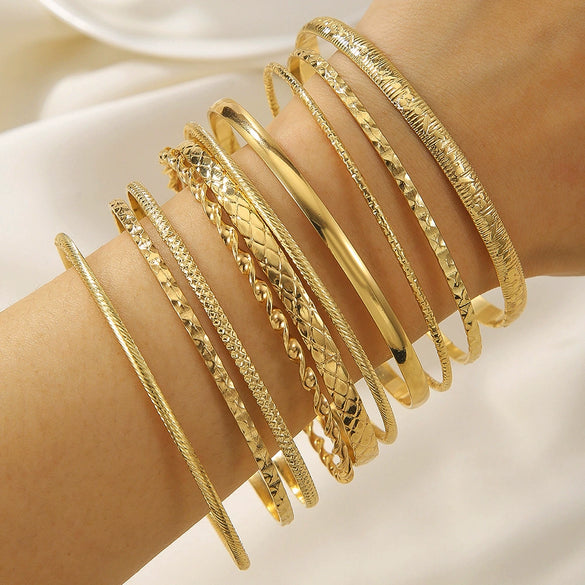 Women's Bohemian Style Multilayer Iron Bracelet With Geometric Pattern And Goldplated Electroplating Jewelry