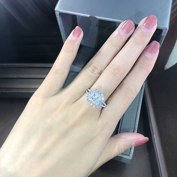 Women's Brass Electrical White Steel Geometric Microinlaid Zircon Wedding Ring With Electroplating