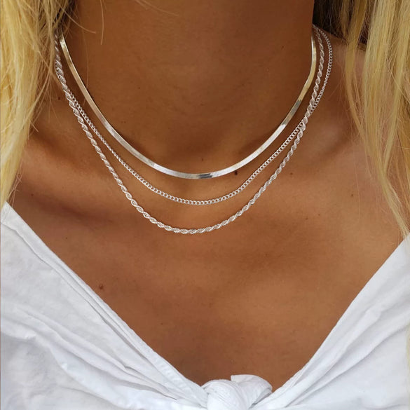 Women's Brass Snake Shaped Multi Layer Necklace With Geometric Pendant Electroplated Fashion Jewelry Gift