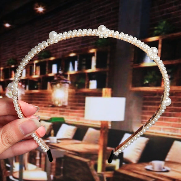 Women's Bridal Pearl Headband With Handknitted Knotted Design And Elegant Bow Crown Detail