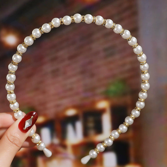 Women's Bridal Pearl Headband With Handknitted Knotted Design And Elegant Bow Crown Detail