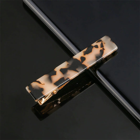Women's Carved Acetate Hair Clip Geometric Side Barrette Sweet Cool Hair Accessory