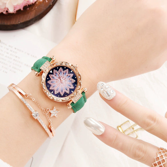 Women's Casual Alloy And Titanium Metal Watch With Round Dial And Tomato Theme