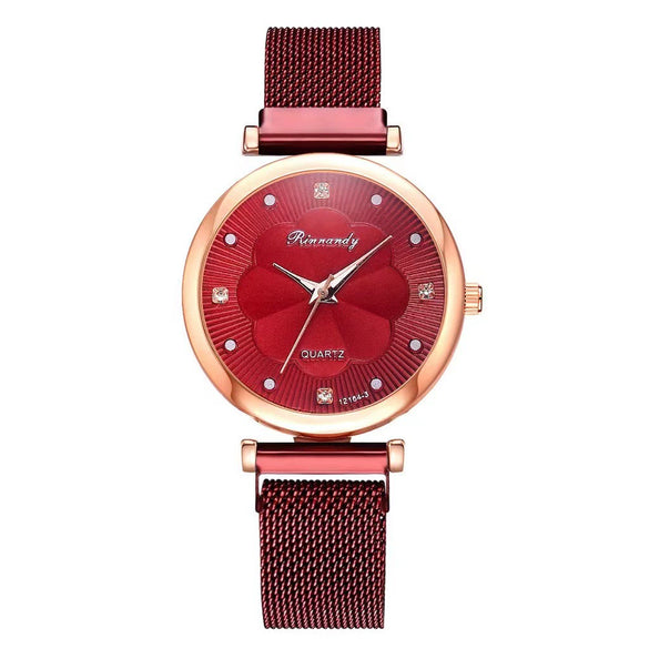 Women's Casual Alloy Case Quartz Watch Fivepiece Set With Magnet Strap And Diamond Flower Design