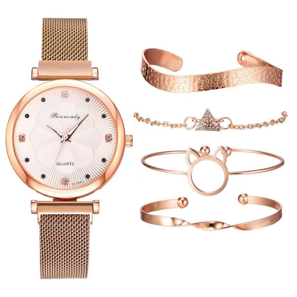 Women's Casual Alloy Case Quartz Watch Fivepiece Set With Magnet Strap And Diamond Flower Design