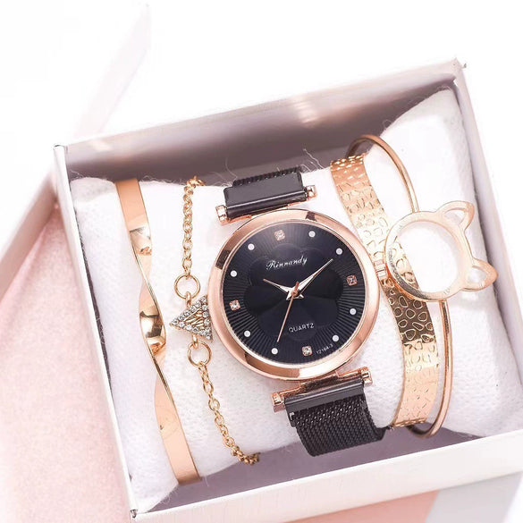 Women's Casual Alloy Case Quartz Watch Fivepiece Set With Magnet Strap And Diamond Flower Design