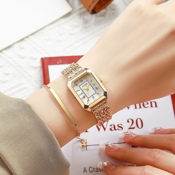 Women's Casual Alloy Case Stainless Steel Band Quartz Watch With Round Dial And Roman Scale