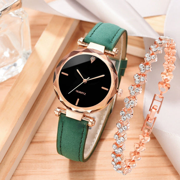 Women's Casual Alloy Pu Belt Round Dial Quartz Watch With Printed Logo