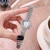Women's Casual Alloy Watch With Roman Pattern And Round Dial