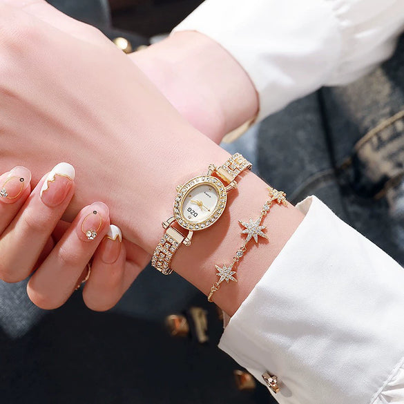 Women's Casual Chain Watch With Metal Shell Face Round Dial And Stainless Steel Buckle