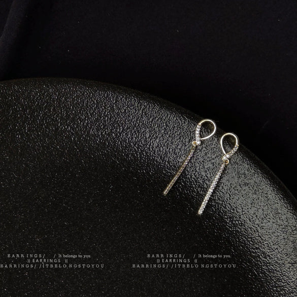 Women's Casual Fashion Long Geometric Earrings With Gold Plated Copper And Silver Needle Micro Pave Zircon Elegant Commuter Style