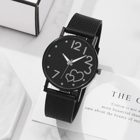 Women's Casual Fashion Watch Alloy Case Silicone Strap Love Shaped Design