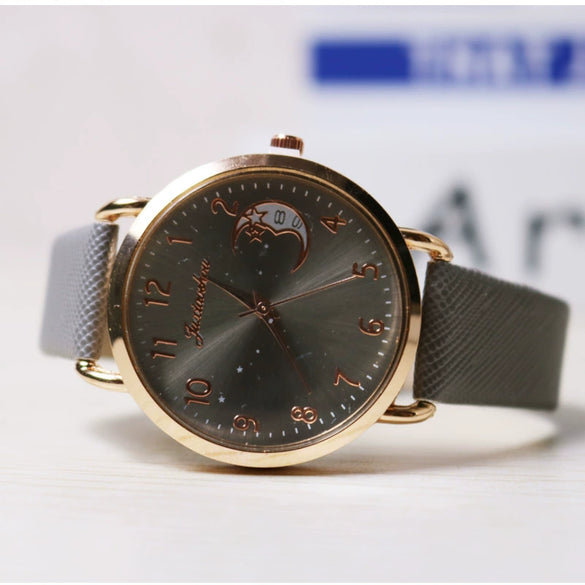 Women's Casual Leather Strap Watch With Moon Pattern Metal Case Stainless Steel Clasp Pu Strap Round Dial
