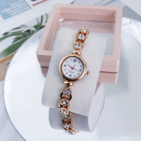 Women's Casual Metal And Stainless Steel Quartz Bracelet Watch With Round Dial