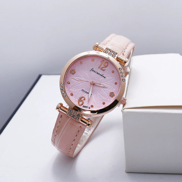 Women's Casual Quartz Watch With Alloy Case Mineral Reinforced Glass Mirror Pu Strap And Stainless Steel Buckle Round Dial