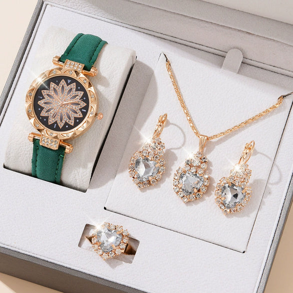 Women's Casual Quartz Watch With Round Dial Pin Buckle Imitation Leather Strap And Alloy Case