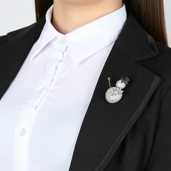 Women's Christmas Snowman Brooch With Zircon Microsetting Copper Decorative Jewelry Accessory