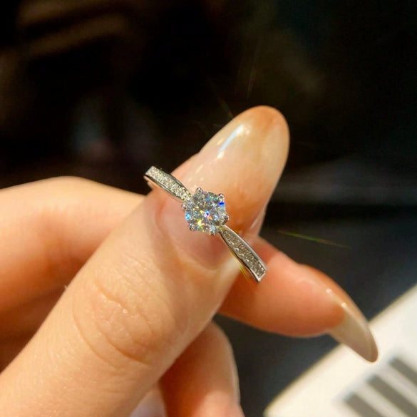 Women's Classic 6Claw Moissanite Wedding Ring In 925 Sterling Silver With Geometric Style And Electroplating