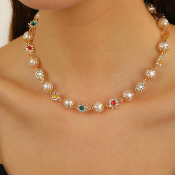 Women's Clavicle Chain Jewelry Stacked With Pearl Flower Inlaid Zircon And Colored Gemstone Zinc Alloy Geometric Style