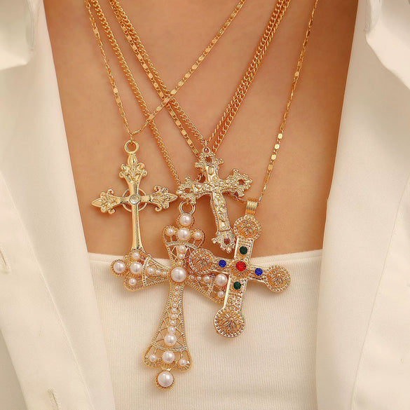 Women's Clavicle Chain Jewelry Stacked With Pearl Flower Inlaid Zircon And Colored Gemstone Zinc Alloy Geometric Style