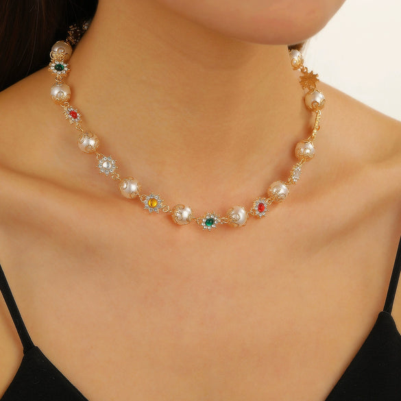 Women's Clavicle Chain Jewelry Stacked With Pearl Flower Inlaid Zircon And Colored Gemstone Zinc Alloy Geometric Style