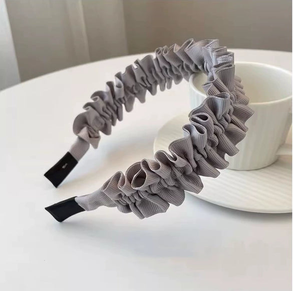 Women's Cloth Handmade Simple Pleated Wave Widebrimmed Hair Hoop Headwear